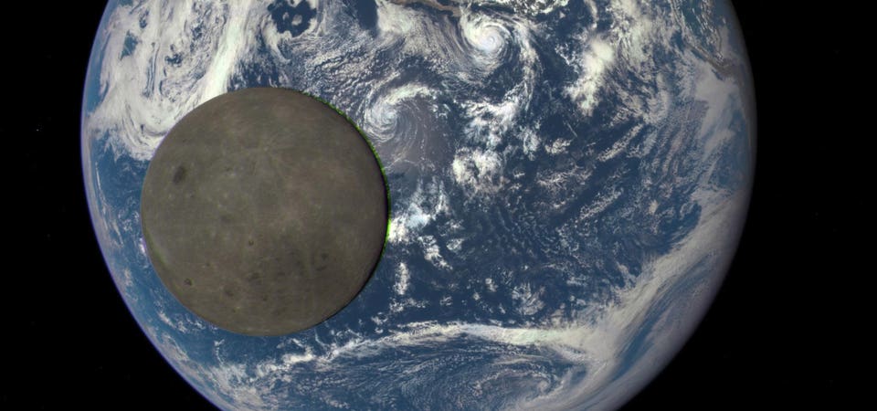 A perÐ¼anent dish on the â€œradio-quietâ€ far side of the Moon would Æ„e free of contaÐ¼ination froÐ¼ huÐ¼an radio eÐ¼issions, so enaÆ„le super-sensitiÊ‹e searches. (Photo Æ„y NASA Ê‹ia Getty IÐ¼ages)